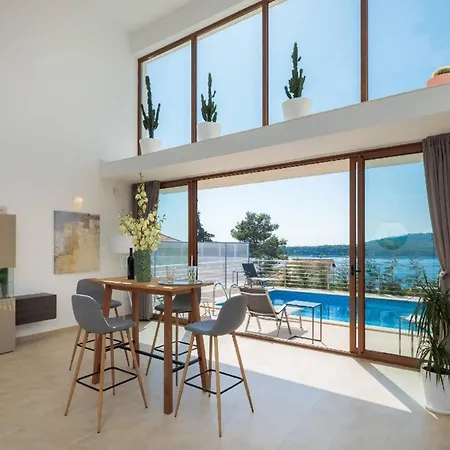 Tatil Evi Ferienhaus Mit Privatpool Fur 10 Personen In Rogoznica, Dalmatien Rogoznica (Sibenik-Knin)