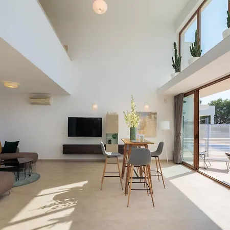 Tatil Evi Ferienhaus Mit Privatpool Fur 10 Personen In Rogoznica, Dalmatien Rogoznica (Sibenik-Knin)